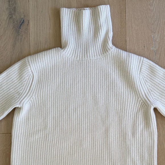 Jenni Kayne Cashmere Turtleneck - XS - Picture 6 of 8